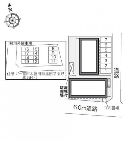 レオパレス華の駐車場