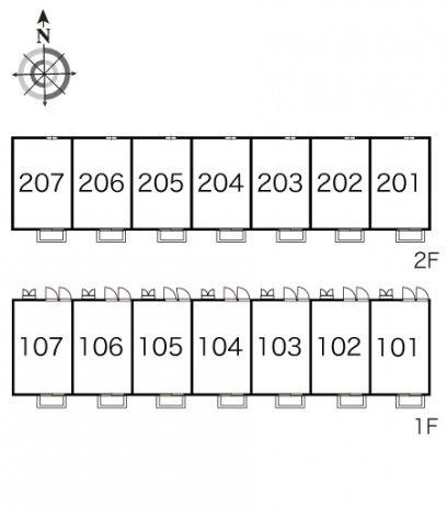 レオパレスフリージアのエントランス
