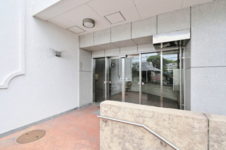 【エントランス】