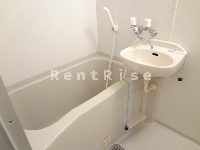 レオパレスパインガーデンの浴室|画像10