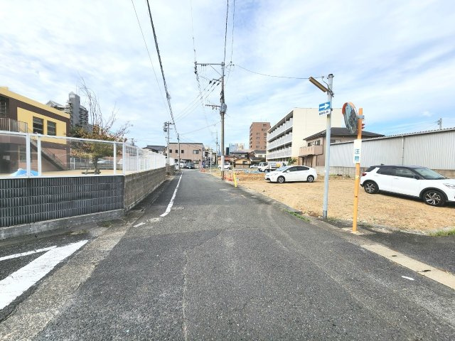 ー小倉北区明和町ー売地ー★建築条件付き★　　　【小倉北区　売地】の前面道路含む現地写真|ー小倉北区明和町ー売地ー★建築条件付き★【小倉北区　売地】