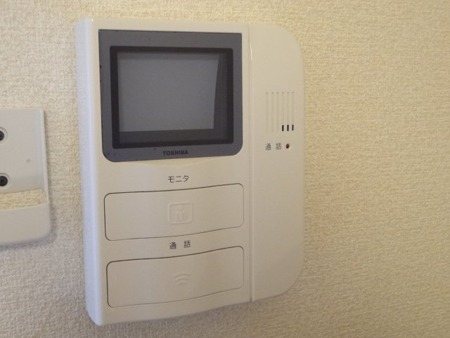 レオパレスベルセゾンのその他|モニター付きインターフォン