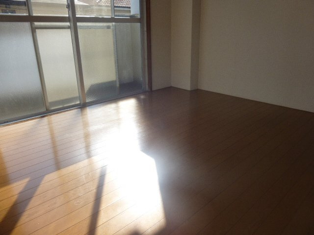 コーポかおりの居間・リビング