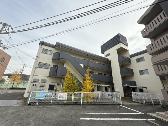 メゾンやすむろⅠの外観