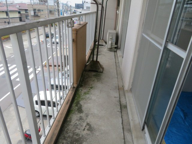 メゾンやすむろⅠのバルコニー