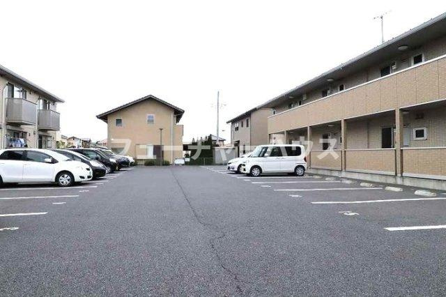 メルシー　Ｃの駐車場