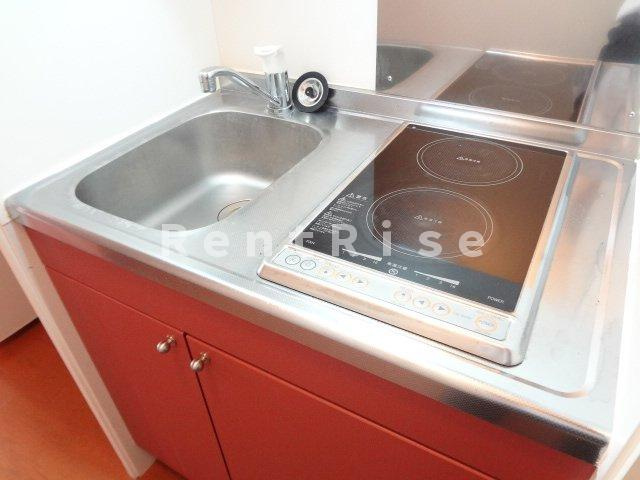 レオパレスＡｉのキッチン|安心安全な電気コンロ、加熱力ばっちりなラジエントヒーター！
