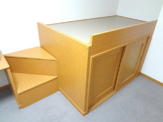 レオパレスＳＡＩＣＨＩの寝室