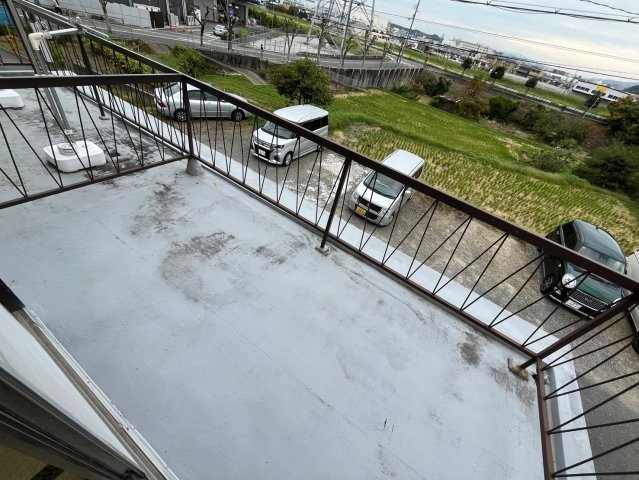 寺川2戸1貸家のバルコニー