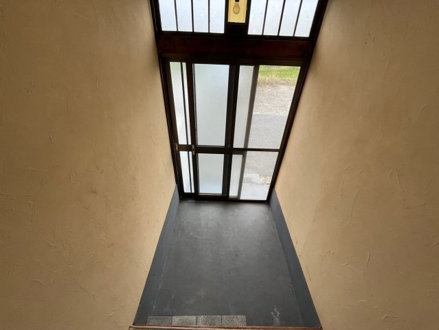 寺川2戸1貸家の玄関