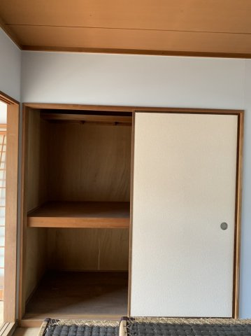 上中条ハイツの収納