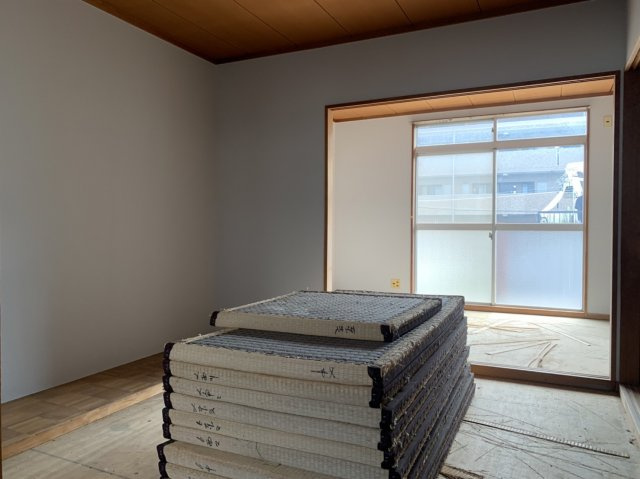 上中条ハイツの和室