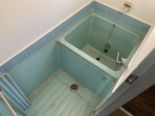 上中条ハイツの浴室