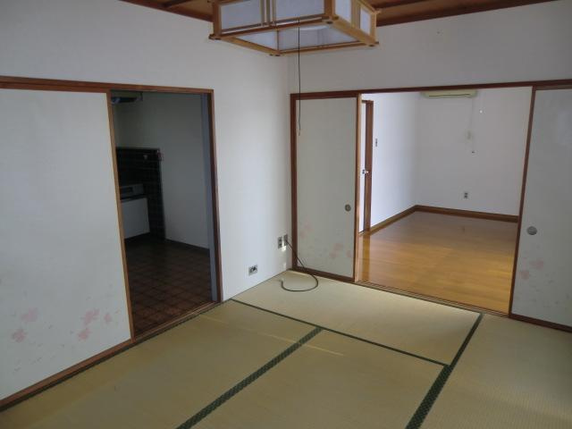 月見台吉國貸家のその他