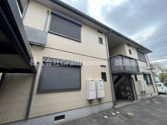 メゾンソレイユB棟の外観