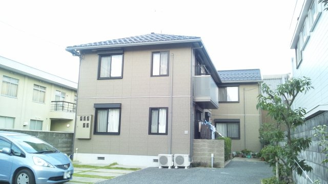 プランドールの外観|閑静な住宅街にあります。