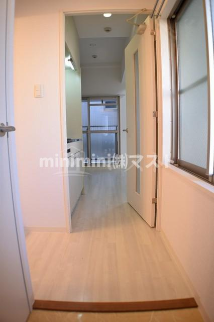 ビガーポリス112日本橋三丁目の玄関