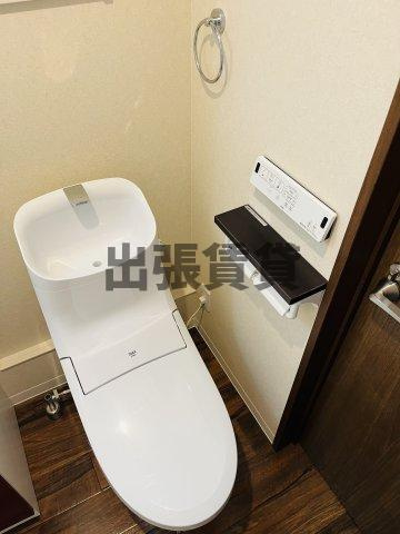 仲介手数料0円！！ACCOMMO岩塚のトイレ