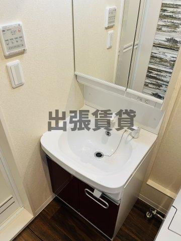 仲介手数料0円！！ACCOMMO岩塚の洗面所