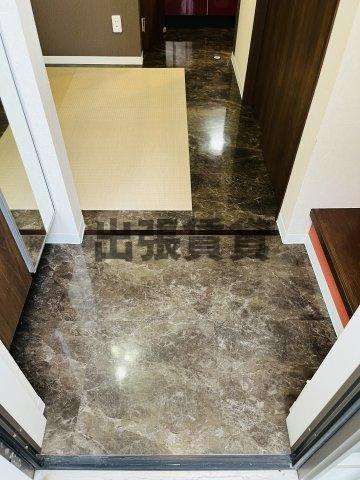 仲介手数料0円！！ACCOMMO岩塚の玄関