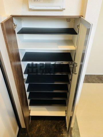 仲介手数料0円！！ACCOMMO岩塚の収納