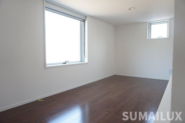 groom黒髪の内装