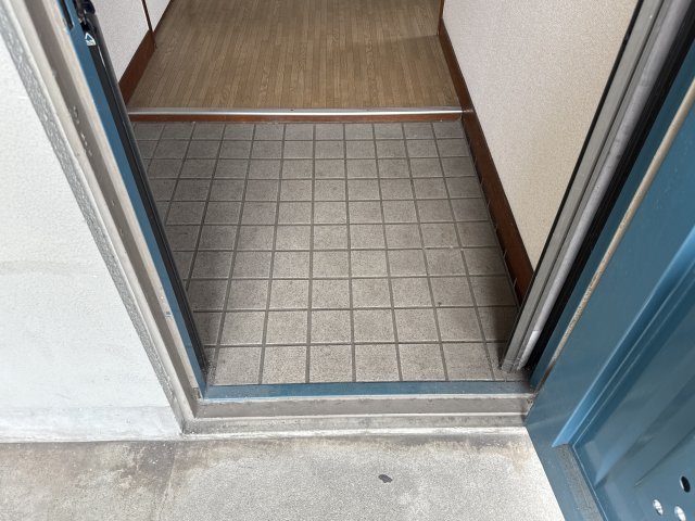 ミキコーポの玄関