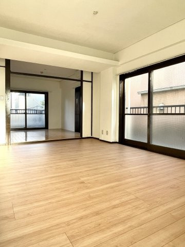 【居間・リビング】 | 神楽坂マンション