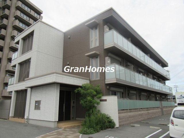 アルベージュ今宿の外観