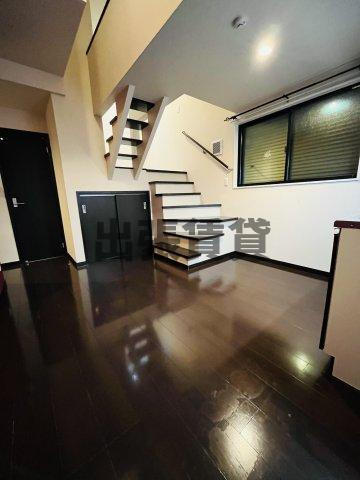 仲介手数料0円！RadIAnce荒子の居間・リビング