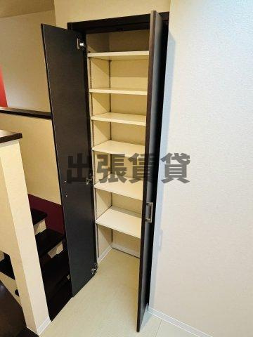 仲介手数料0円！RadIAnce荒子の収納