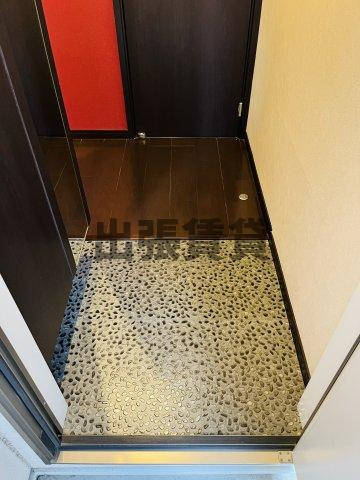 仲介手数料0円！RadIAnce荒子の玄関