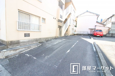 【駐車場】 | 第二日高ハイツ