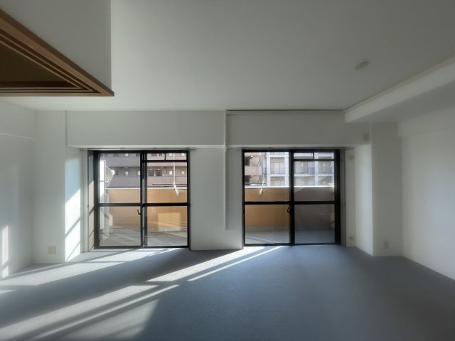 ライオンズマンション姫路市役所前の居間・リビング