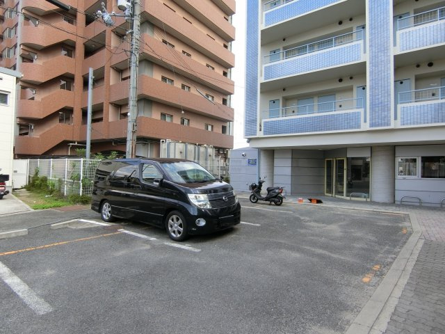 【駐車場】 | グランドライフ北之坊