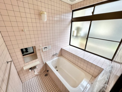 【浴室】 | 【中古戸建】山形市江俣 | 落ち着いた空間のお風呂です