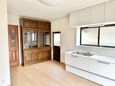 【居間・リビング】 | 【中古戸建】山形市江俣 | 使いやすいリビングです