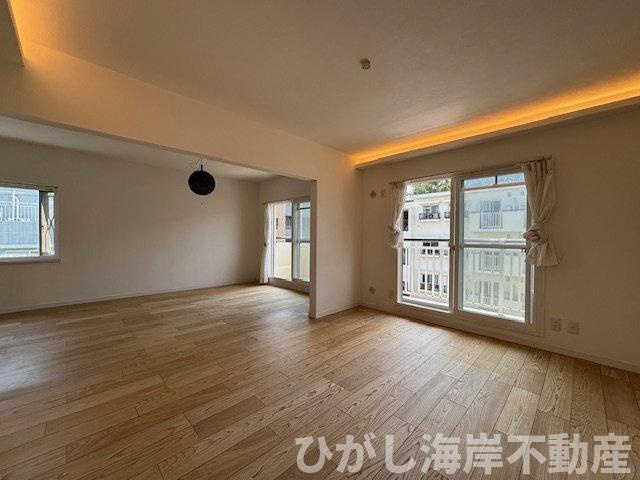 サンビーチ平塚1号棟の内装|17.5帖　LDK