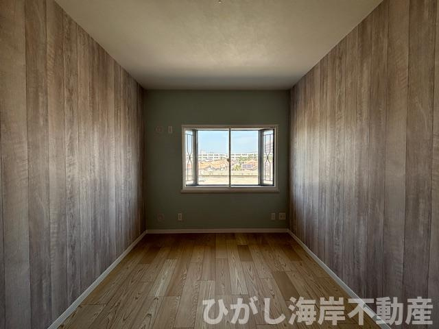 サンビーチ平塚1号棟の寝室|5帖　洋室