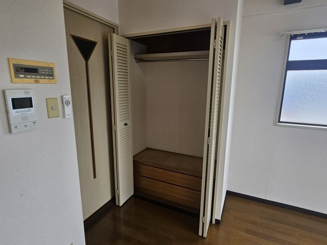 パラドール魚住Ⅱの収納