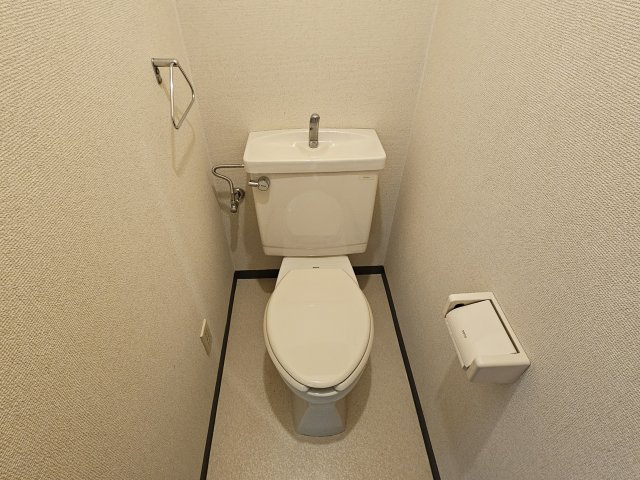パラドール魚住Ⅱのトイレ