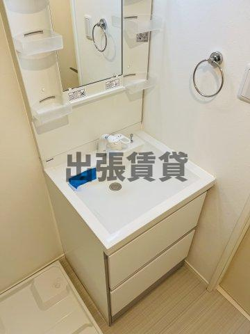 仲介手数料0円！ニューストラーダの洗面所
