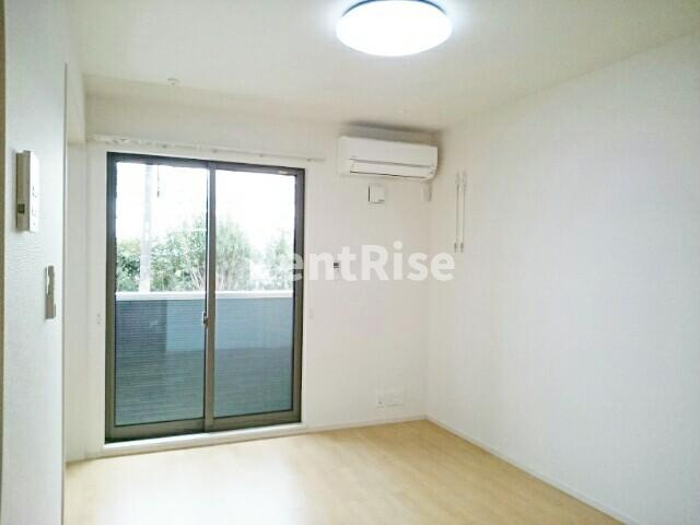 カームパインツリー２１　Ｂの居間・リビング|居室・リビング