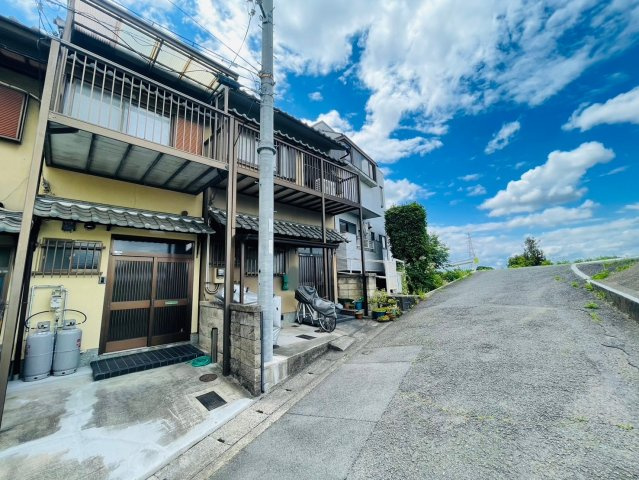 西京極徳大寺団子田町の前面道路含む現地写真