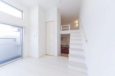 【居間・リビング】 | Slytherin　★プライスホームなら仲介手数料が割引価格です★