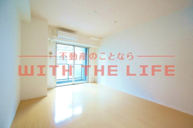 ルネッサンス21久留米六ツ門【キャッシュバック対象物件】の居間・リビング|こちらの居間で趣味の時間をお楽しみください