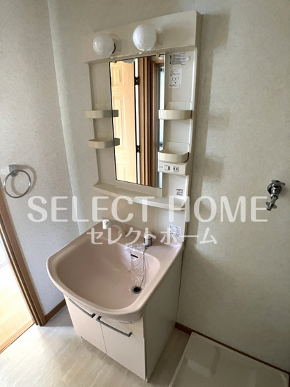 【独立洗面台】 | DELLA CASA A | 独立洗面台で身支度をすべて済ませてしまいましょう