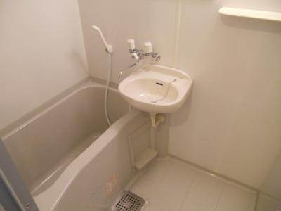 プレサンス京都烏丸御池Ⅱの浴室|お風呂