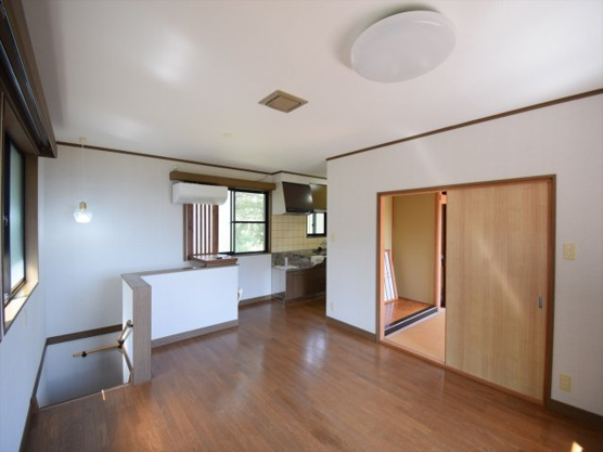 【居間・リビング】 | リゾートパーク伊豆あたがわ　戸建