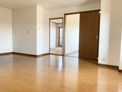 【居間・リビング】 | ハイツ岡沢